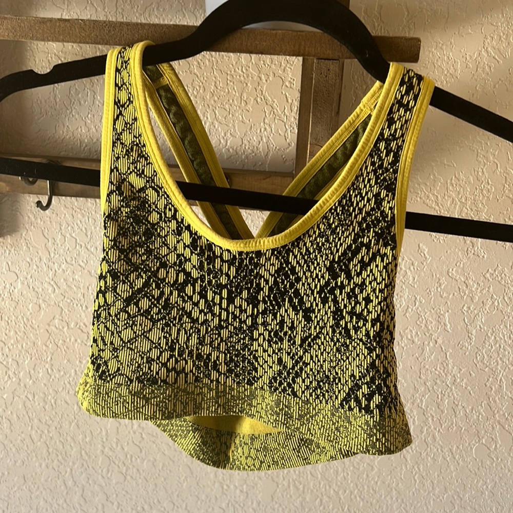 TLA by Morgan Stewart Sports bra size XS/S